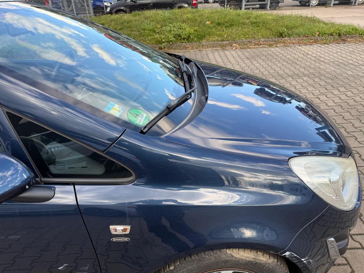 Opel Corsa D original Kotflügel rechts Z22A Ozeanblau BJ11 Opel Corsa D original Kotflügel rechts Z22A Ozeanblau BJ11